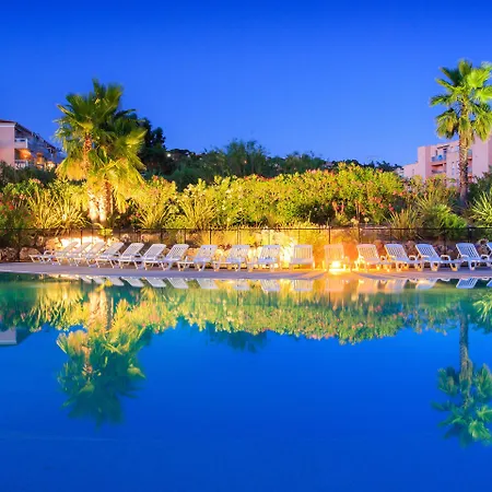 Club Le Capet Resort 3*