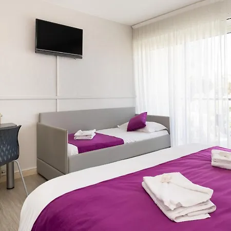 Club Le Capet 3* סן-מקסים