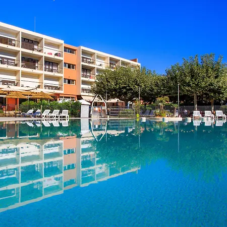 Club Le Capet סן-מקסים