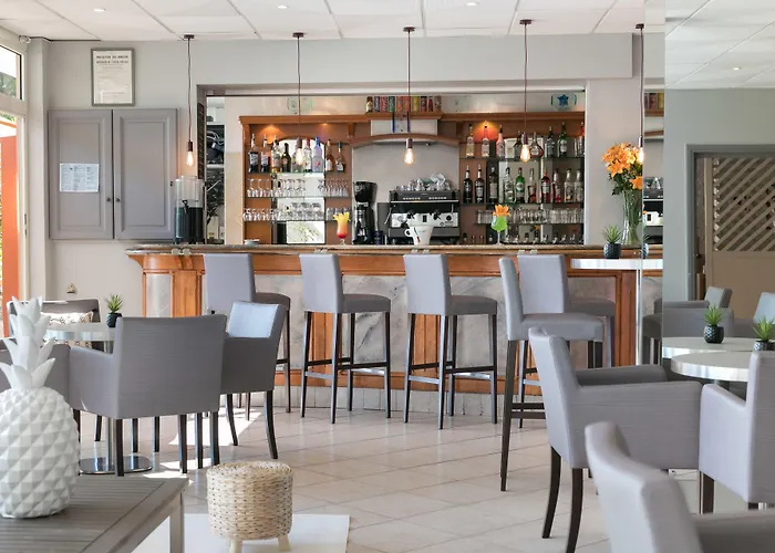 Club Le Capet סן-מקסים